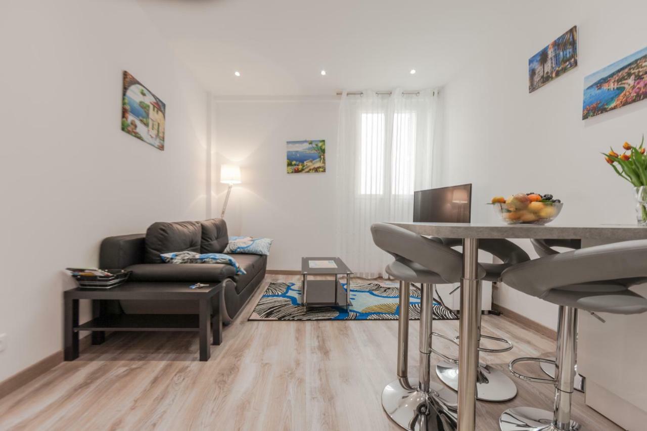 Apartment Nice Center Barralis Bagian luar foto
